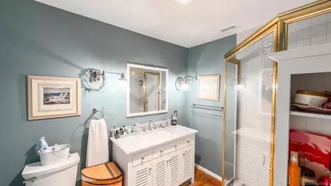Bath - 3675 Northcliff Dr, Fallbrook, CA 92028 photo 4 of 4
