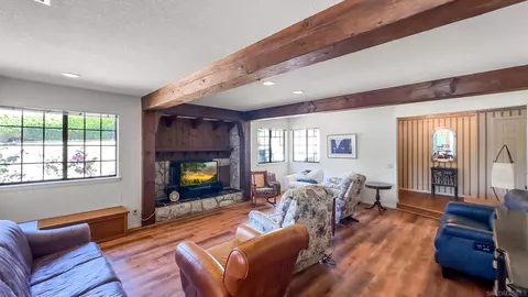 Living - 3675 Northcliff Dr, Fallbrook, CA 92028 photo 4 of 7