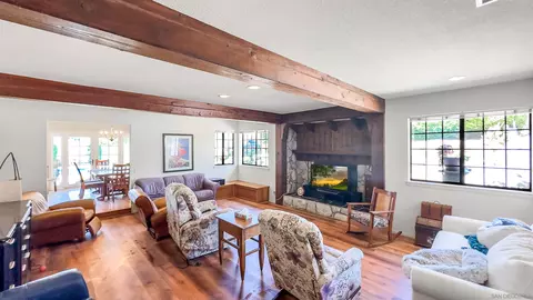 Living - 3675 Northcliff Dr, Fallbrook, CA 92028 photo 5 of 7