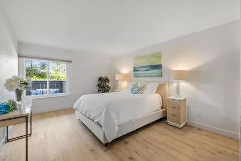Bedroom - 83 Montego Ct, Coronado, CA 92118 photo 1 of 3