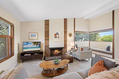 Living - 149 Beechtree Dr, Encinitas, CA 92024 photo 1 of 4