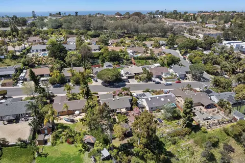 View/Area - 149 Beechtree Dr, Encinitas, CA 92024 photo 3 of 11