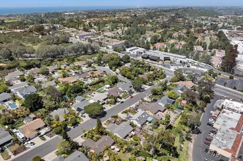 View/Area - 149 Beechtree Dr, Encinitas, CA 92024 photo 8 of 11