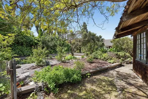 Exterior - 149 Beechtree Dr, Encinitas, CA 92024 photo 9 of 22