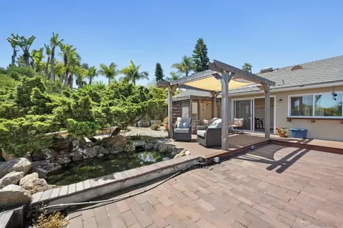 Exterior - 149 Beechtree Dr, Encinitas, CA 92024 photo 7 of 22