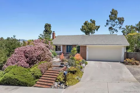 Exterior - 149 Beechtree Dr, Encinitas, CA 92024 photo 18 of 22