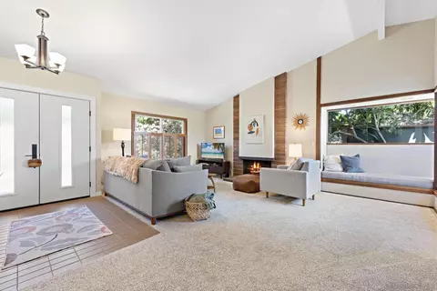 Living - 149 Beechtree Dr, Encinitas, CA 92024 photo 2 of 4