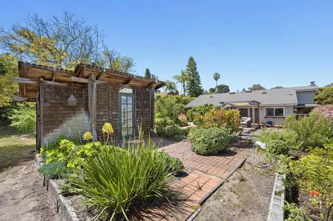 Exterior - 149 Beechtree Dr, Encinitas, CA 92024 photo 13 of 22