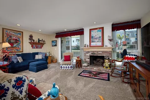 Living - 999 N Pacific St #C04, Oceanside, CA 92054 photo 1 of 7