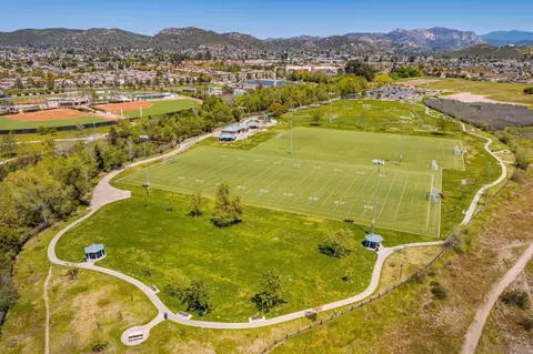 View/Area - 303 Brookview Ct, Santee, CA 92071 photo 6 of 9