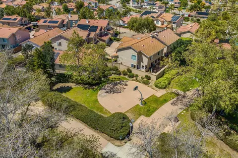 View/Area - 303 Brookview Ct, Santee, CA 92071 photo 2 of 9