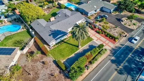 View/Area - 3019 Mesa Dr, Oceanside, CA 92054 photo 3 of 4