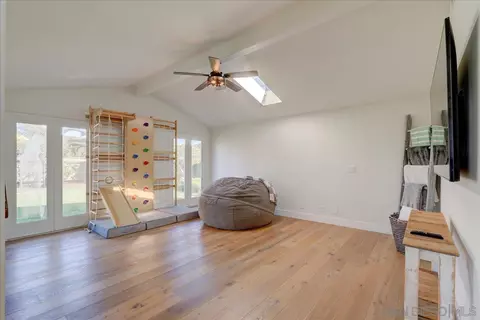 Other - 3019 Mesa Dr, Oceanside, CA 92054 photo 4 of 11