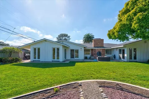 Exterior - 3019 Mesa Dr, Oceanside, CA 92054 photo 8 of 9