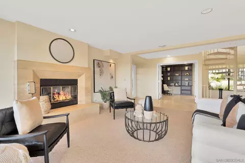 Living - 560 Torrey Point Rd, Del Mar, CA 92014 photo 5 of 5
