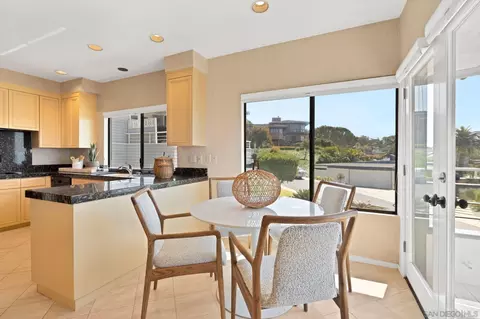 Dining - 560 Torrey Point Rd, Del Mar, CA 92014 photo 2 of 4