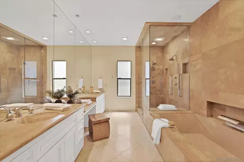 Bath - 560 Torrey Point Rd, Del Mar, CA 92014 photo 1 of 5