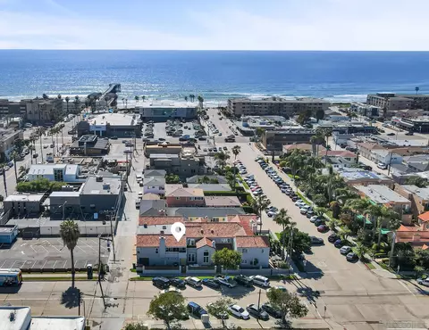 895 Felspar St, San Diego, CA 92109