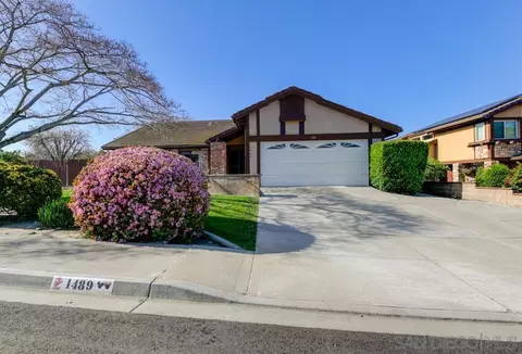 Exterior - 1489 Powell Rd, Oceanside, CA 92056 photo 1 of 7