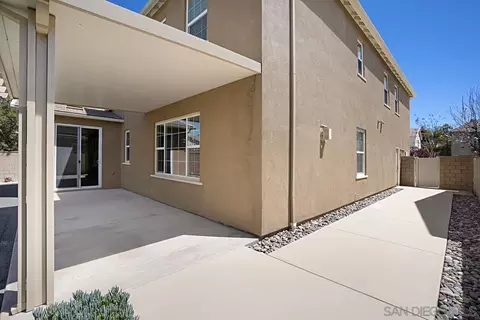 Exterior - 46339 Cabin Ct, Temecula, CA 92592 photo 9 of 12