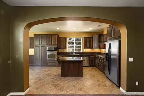 Kitchen - 46339 Cabin Ct, Temecula, CA 92592 photo 3 of 3