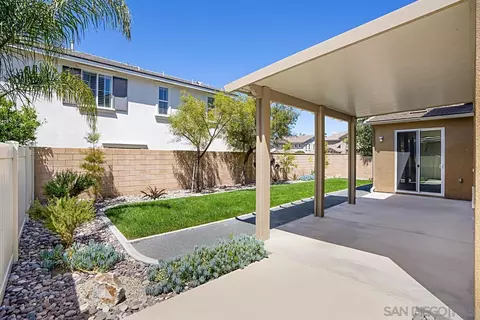 Exterior - 46339 Cabin Ct, Temecula, CA 92592 photo 6 of 12