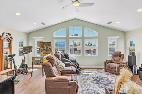 Living - 10732 Greencastle St, Santee, CA 92071 photo 5 of 7