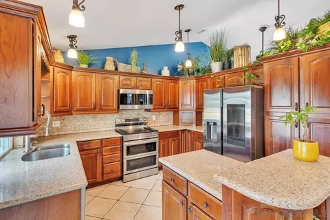 Kitchen - 10732 Greencastle St, Santee, CA 92071 photo 1 of 4
