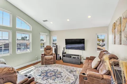 Living - 10732 Greencastle St, Santee, CA 92071 photo 7 of 7