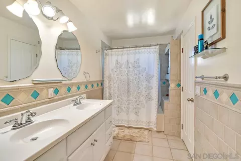 Bath - 10732 Greencastle St, Santee, CA 92071 photo 7 of 7