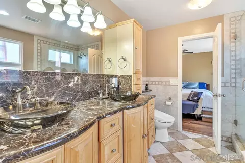 Bath - 10732 Greencastle St, Santee, CA 92071 photo 4 of 7