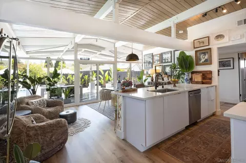 Kitchen - 144 Frontier Dr, Oceanside, CA 92054 photo 4 of 4