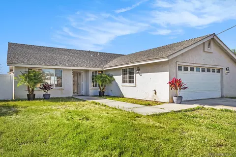 Exterior - 1618 H St, Ramona, CA 92065 photo 3 of 11