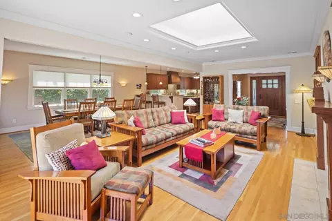 Living - 911 B Ave, Coronado, CA 92118 photo 1 of 5