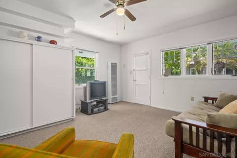 Living - 911 B Ave, Coronado, CA 92118 photo 5 of 5