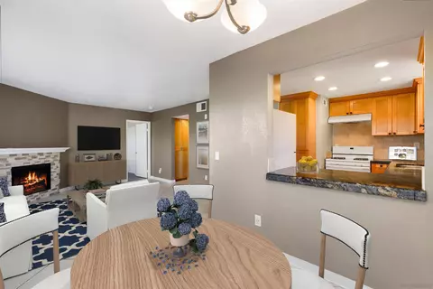 5064 Via Manos UNIT A, Oceanside, CA 92057