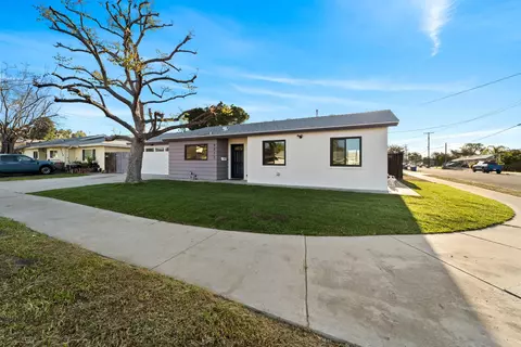 9511 Nicole Way, Santee, CA 92071