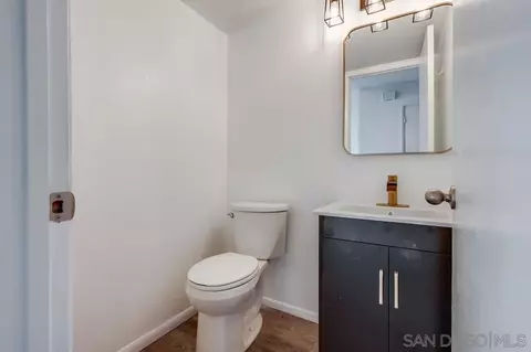 Bath - 4178 Baycliff Way, Oceanside, CA 92056 photo 1 of 3
