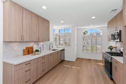 Kitchen - 3346 Malta Way, Oceanside, CA 92056 photo 3 of 6