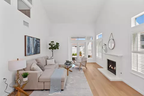 Living - 3346 Malta Way, Oceanside, CA 92056 photo 2 of 8