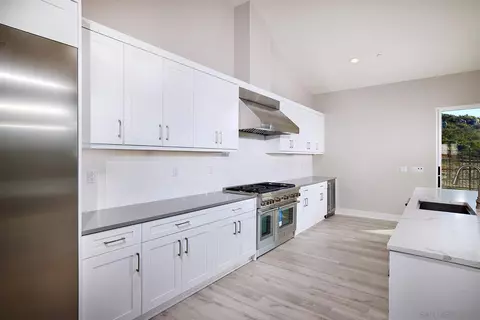 15101 Larchmont St, Poway, CA 92064 photo 6