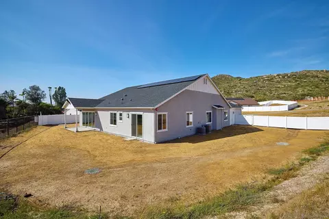 15101 Larchmont St, Poway, CA 92064 photo 23