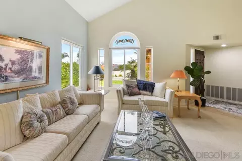 Living - 12713 Briarwood Pl, Poway, CA 92064 photo 4 of 7
