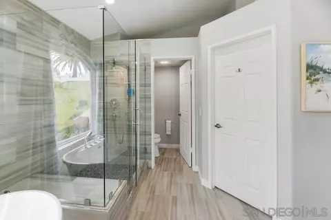 Bath - 12713 Briarwood Pl, Poway, CA 92064 photo 2 of 4