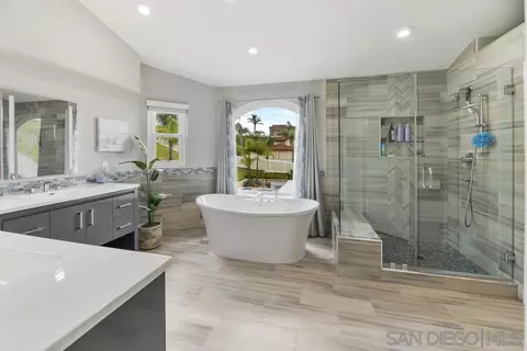 Bath - 12713 Briarwood Pl, Poway, CA 92064 photo 1 of 4