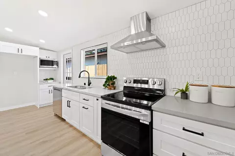 Kitchen - 6113 Nancy Dr, La Mesa, CA 91942 photo 3 of 9