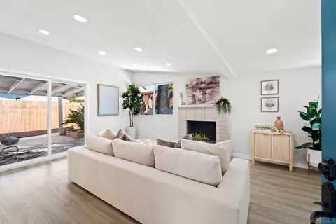 Living - 6113 Nancy Dr, La Mesa, CA 91942 photo 4 of 4