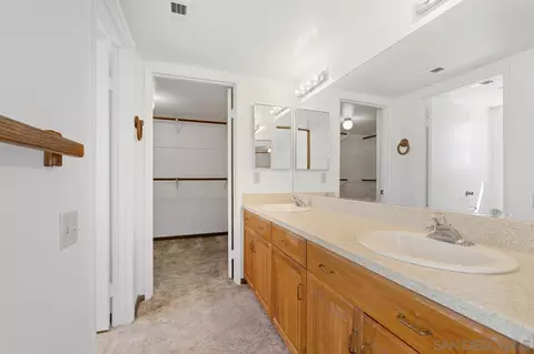 Bath - 9546 Hinton Dr, Santee, CA 92071 photo 3 of 5