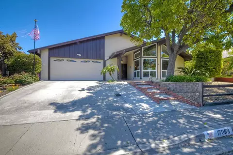 17069 Oculto Ct, San Diego, CA 92127