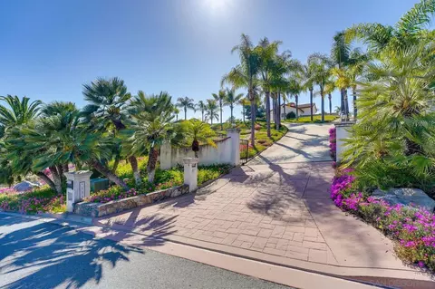 View/Area - 9555 Palomino Ridge Dr, Lakeside, CA 92040 photo 2 of 8